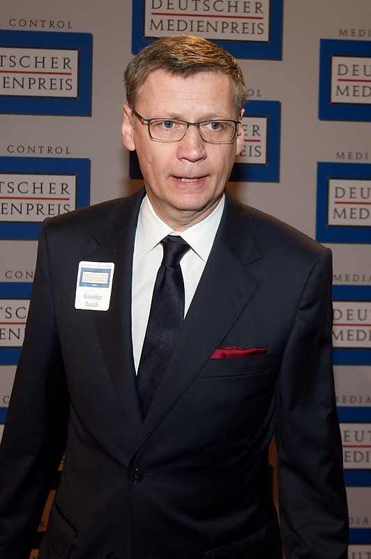 Günther Jauch Vermögen & Einkommen des Moderators 2025
